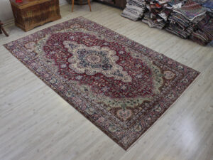 Vintage Eskitme Halı 186 x 299 cm 10545