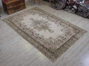 Vintage Halı 173 x 278 cm 10547