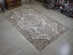 Vintage Yün El Yapımı Halı 178 x 297 cm 10550