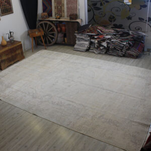 Yün El Yapımı Halı 267 x 391 cm 10560