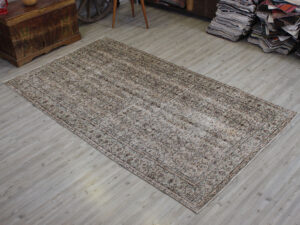 El Yapımı Eskitme Halı 148 x 247 cm 10581