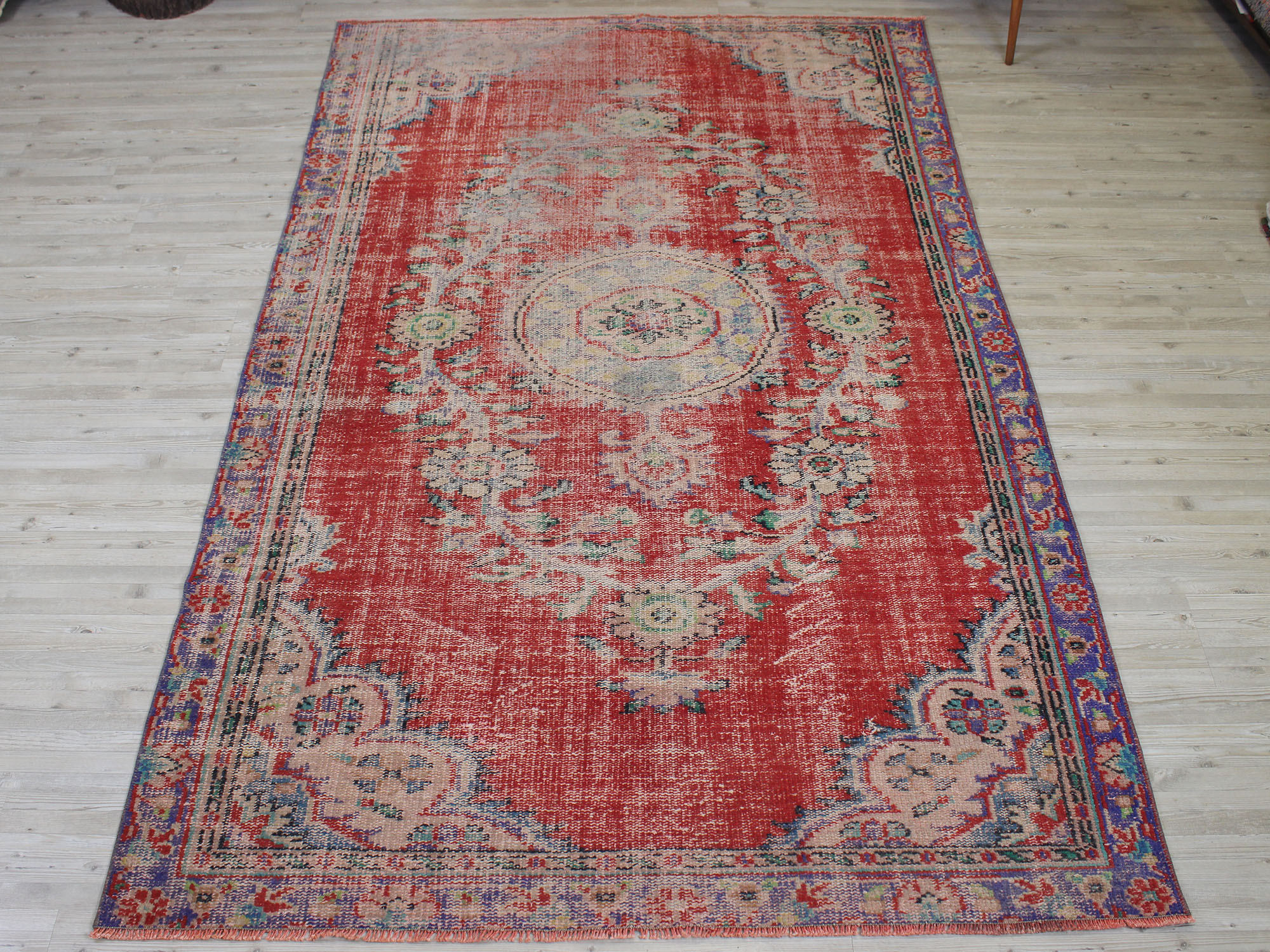 El Yapımı Yün Vintage Halı 165 x 259 cm 10588 - Görsel 3