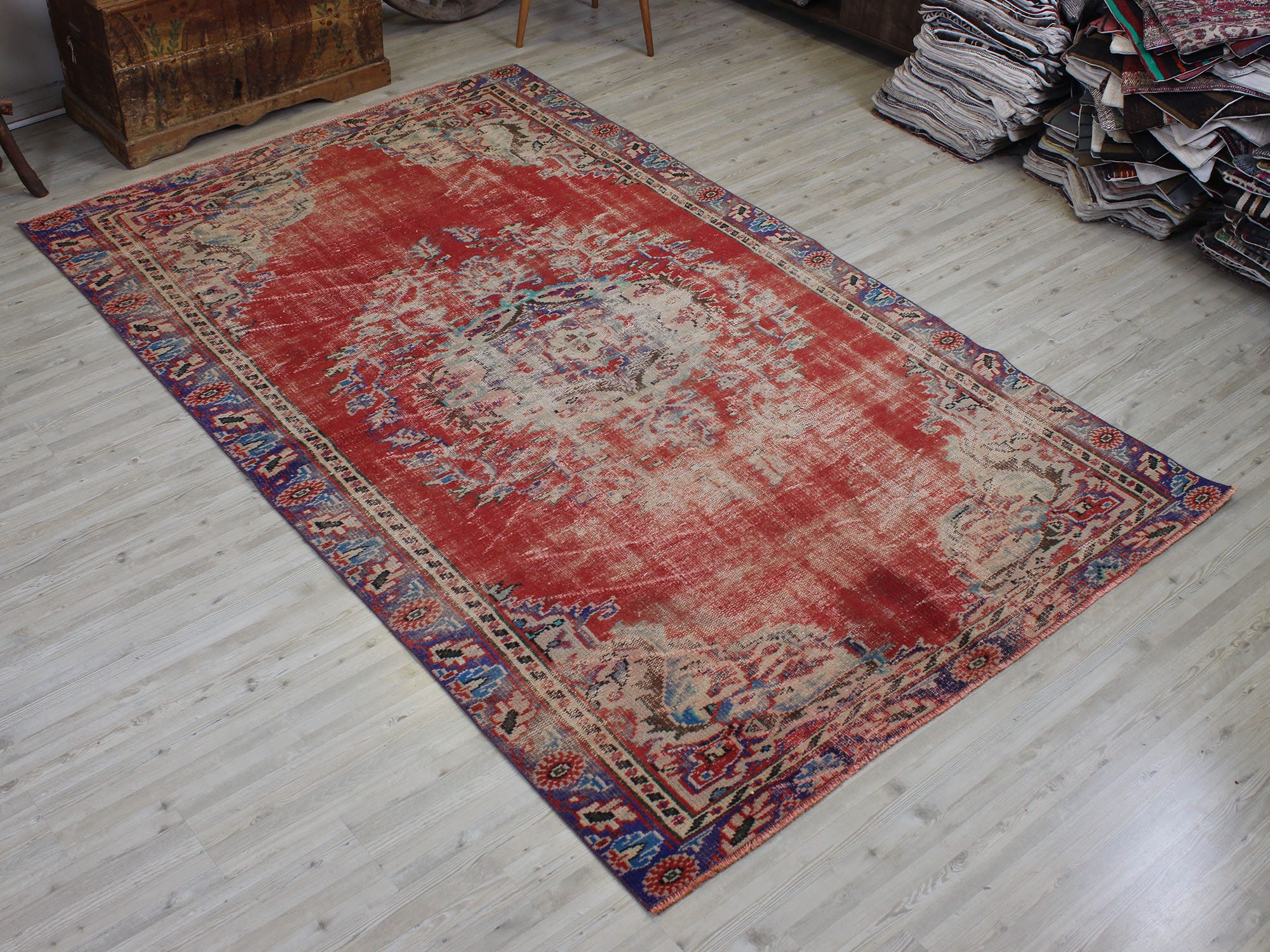 Eskitme El Yapımı Yün Vintage Halı 169 x 270 cm 10602