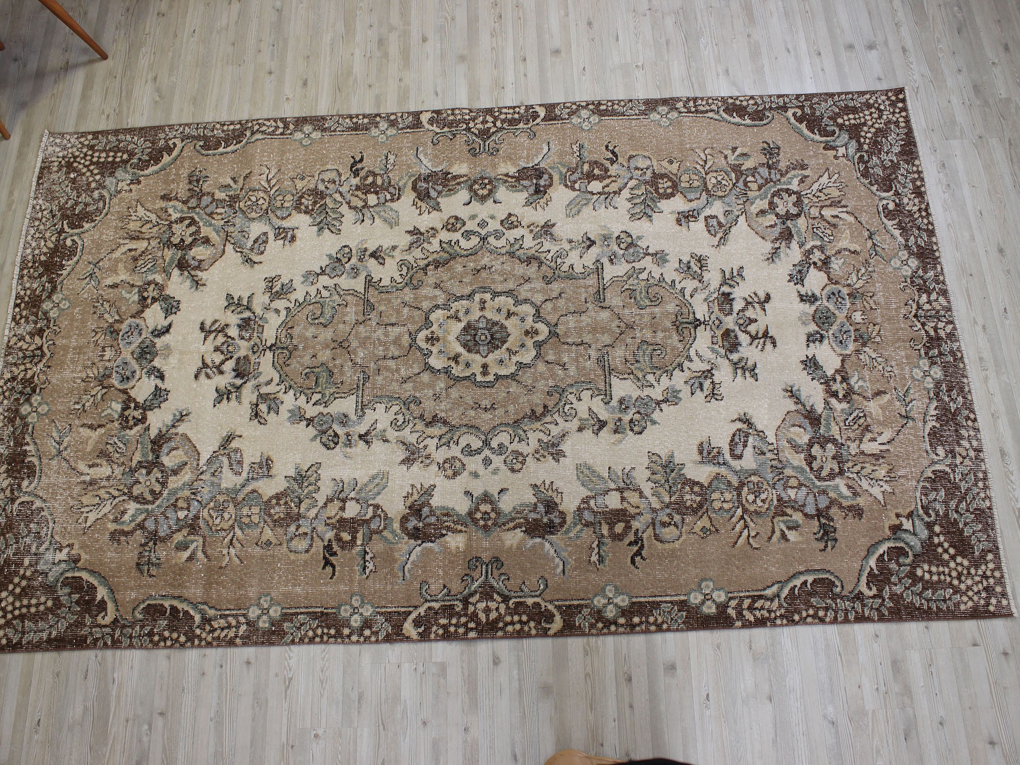 El Yapımı Yün Eskitme Halı 166 x 284 cm 10607 - Görsel 3