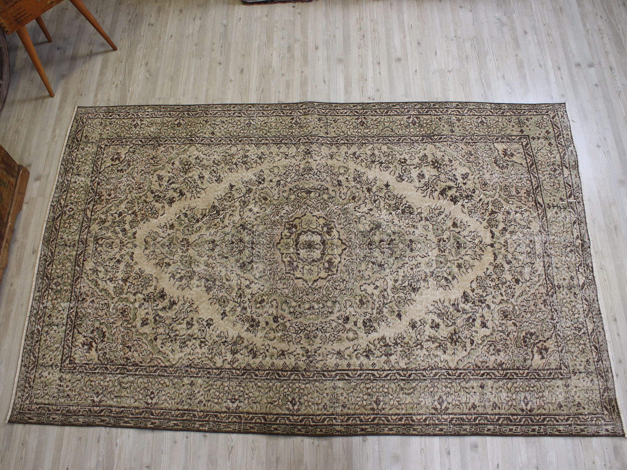 Eskitme Yün El Yapımı Halı 164 x 257 cm 10608 - Görsel 3