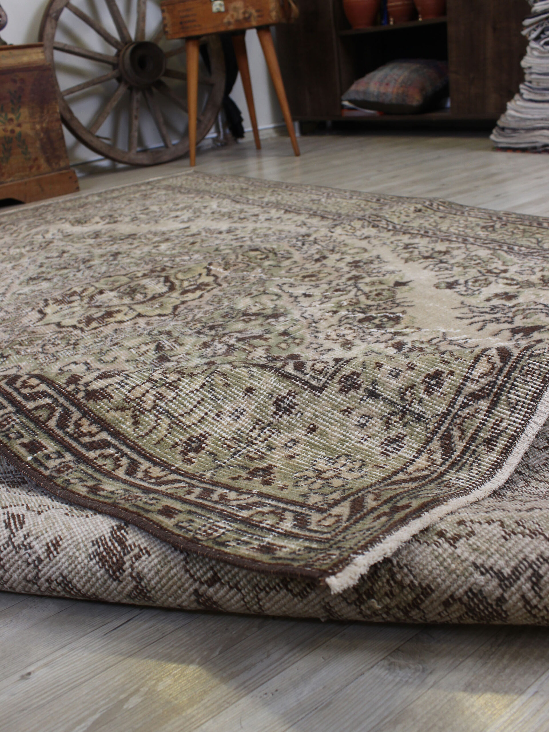 Eskitme Yün El Yapımı Halı 164 x 257 cm 10608 - Görsel 6