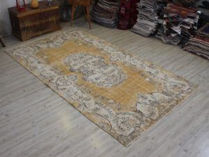 Eskitme Yün Halı 162 x 291 cm 10615