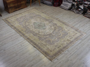 Eskitme Yün Vintage El Yapımı Halı 160 x 266 cm 10617