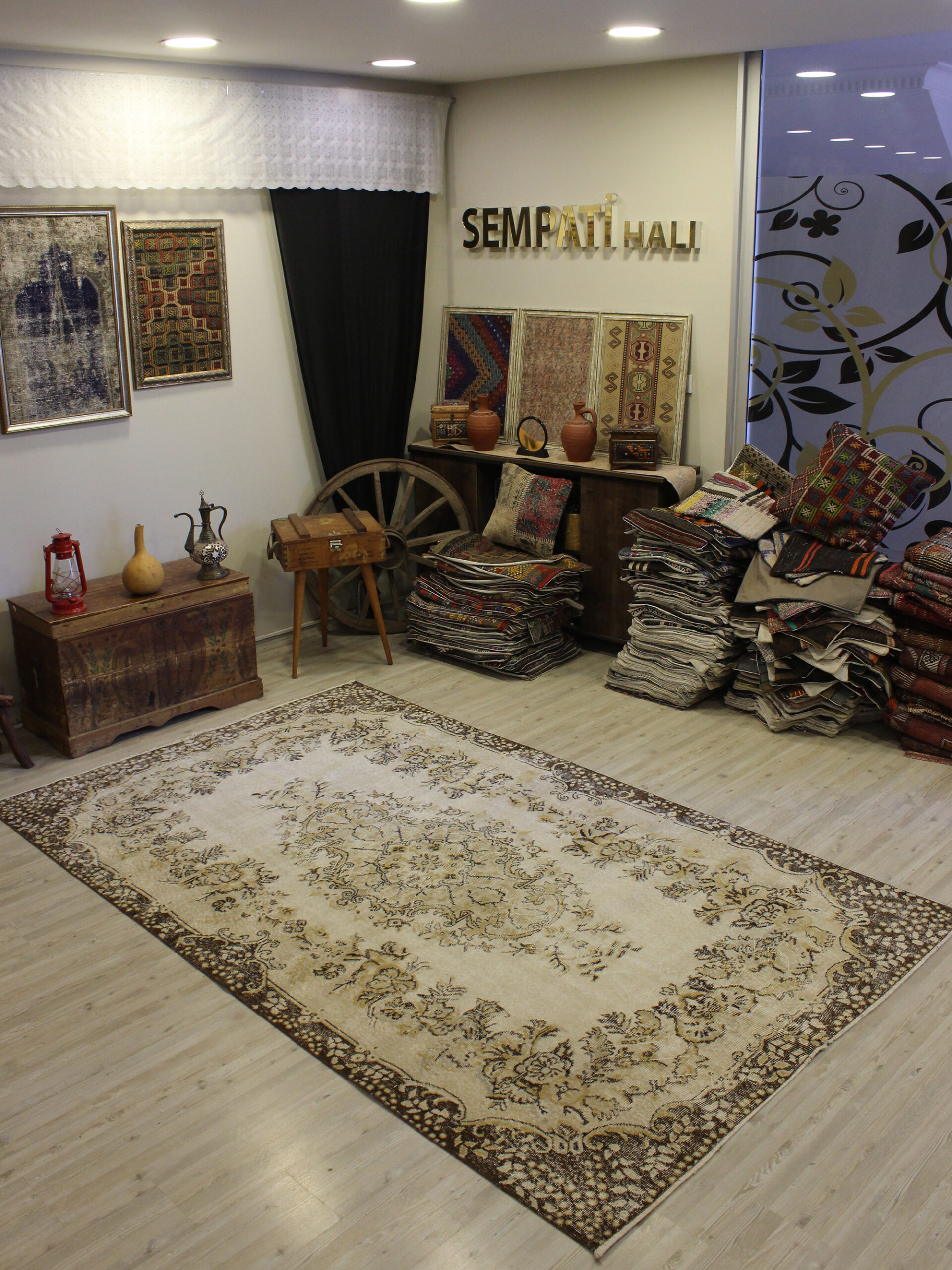 El Yapımı Yün Eskitme Halı 168 x 277 cm 10642 - Görsel 3