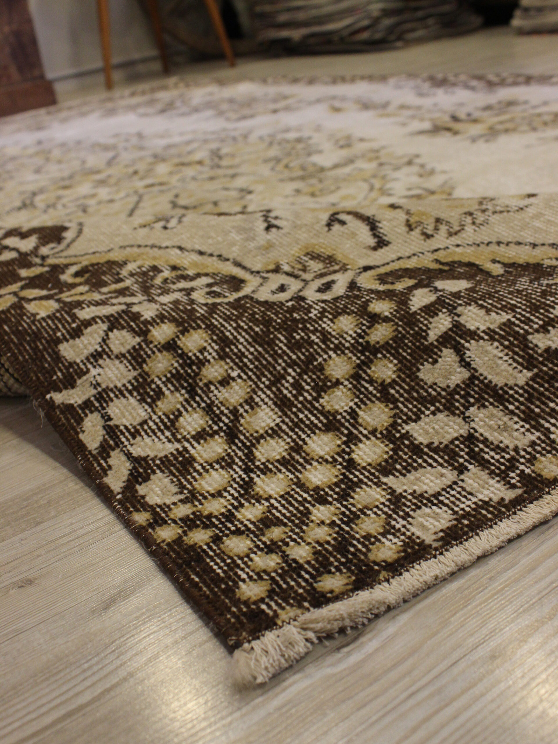 El Yapımı Yün Eskitme Halı 168 x 277 cm 10642 - Görsel 6