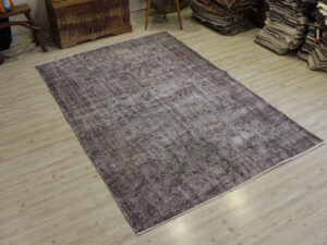 El Yapımı Yün Halı 161 x 245 cm 10647