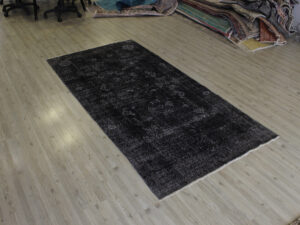 Eskitme Yün El Dokuma Halı Vintage 114 x 232 cm 10661