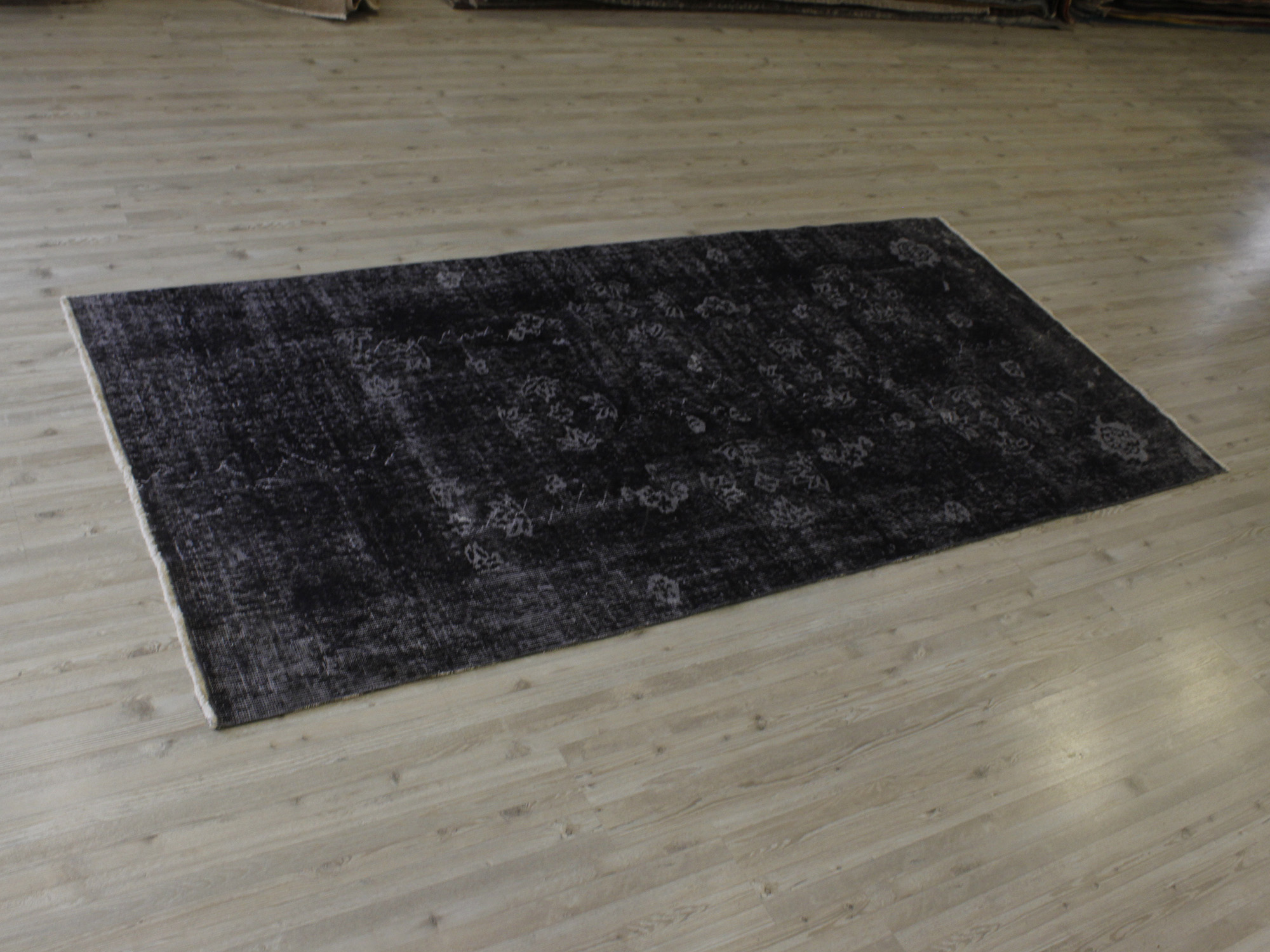 Eskitme Yün El Dokuma Halı Vintage 114 x 232 cm 10661 - Görsel 4