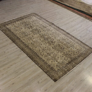 El Yapımı Yün Vintage Halı 120 x 206 cm 10676