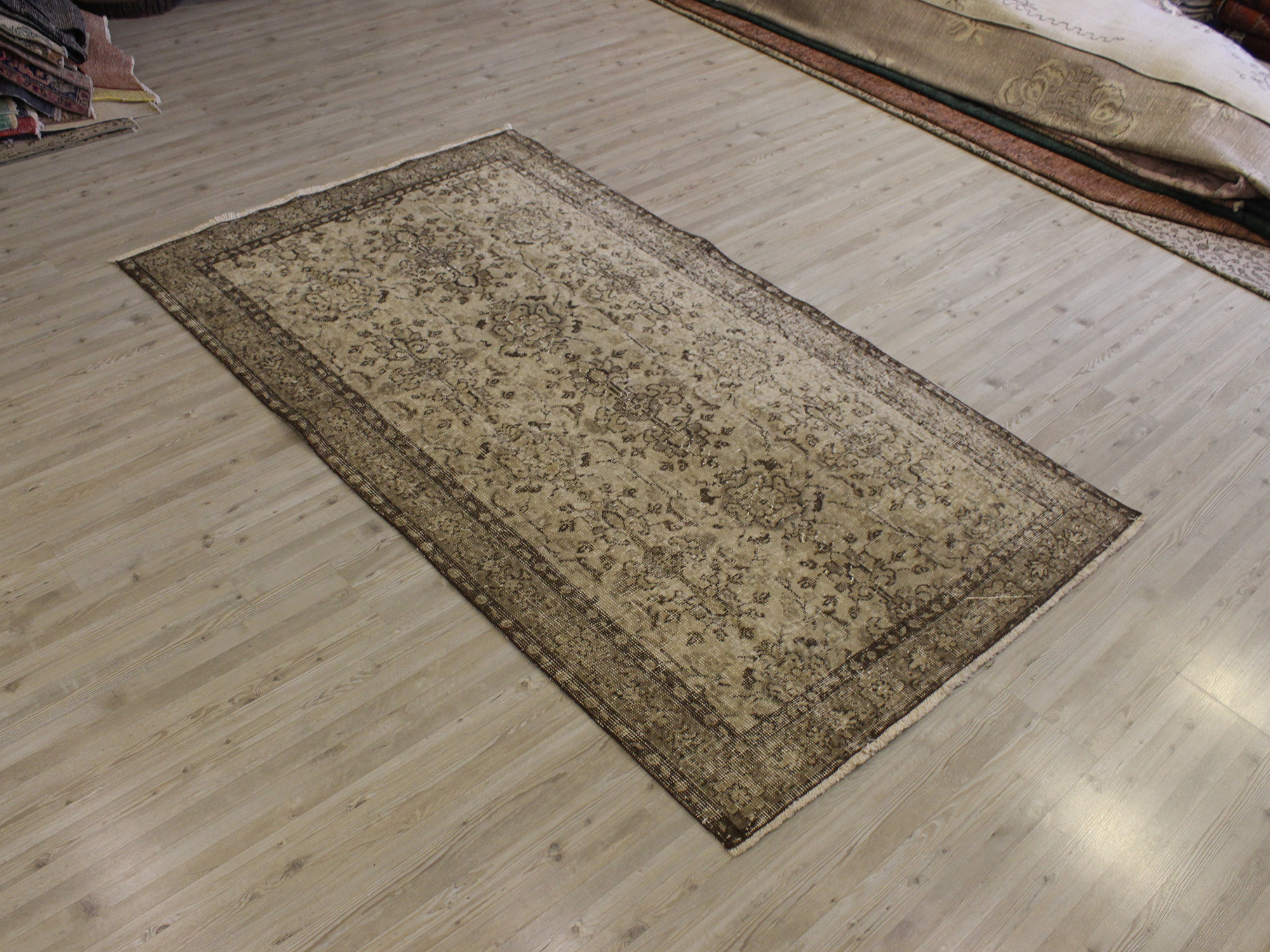 El Yapımı Yün Vintage Halı 120 x 206 cm 10676