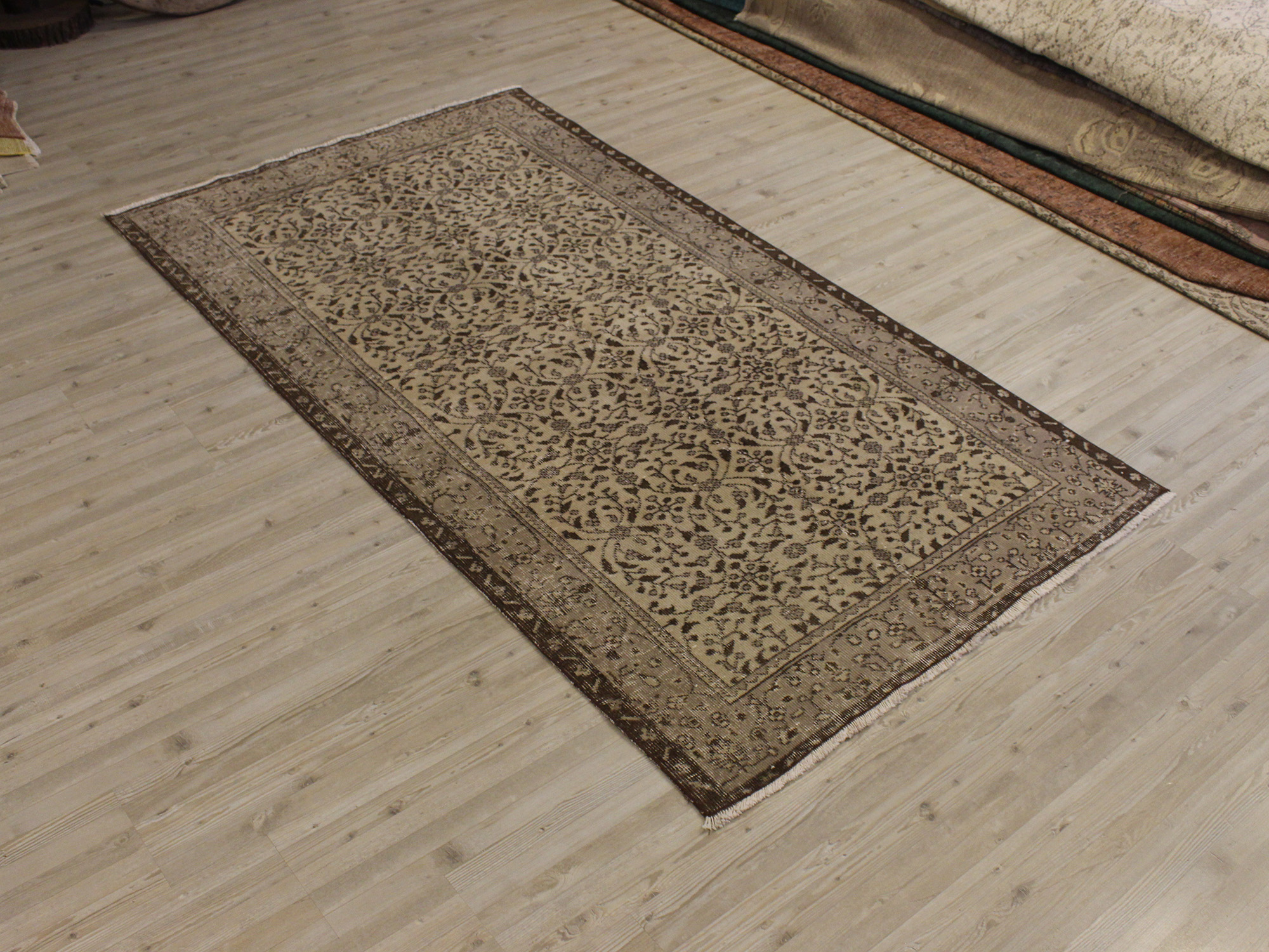 El Dokuma Yün Vintage Halı 115 x 205 cm 10683