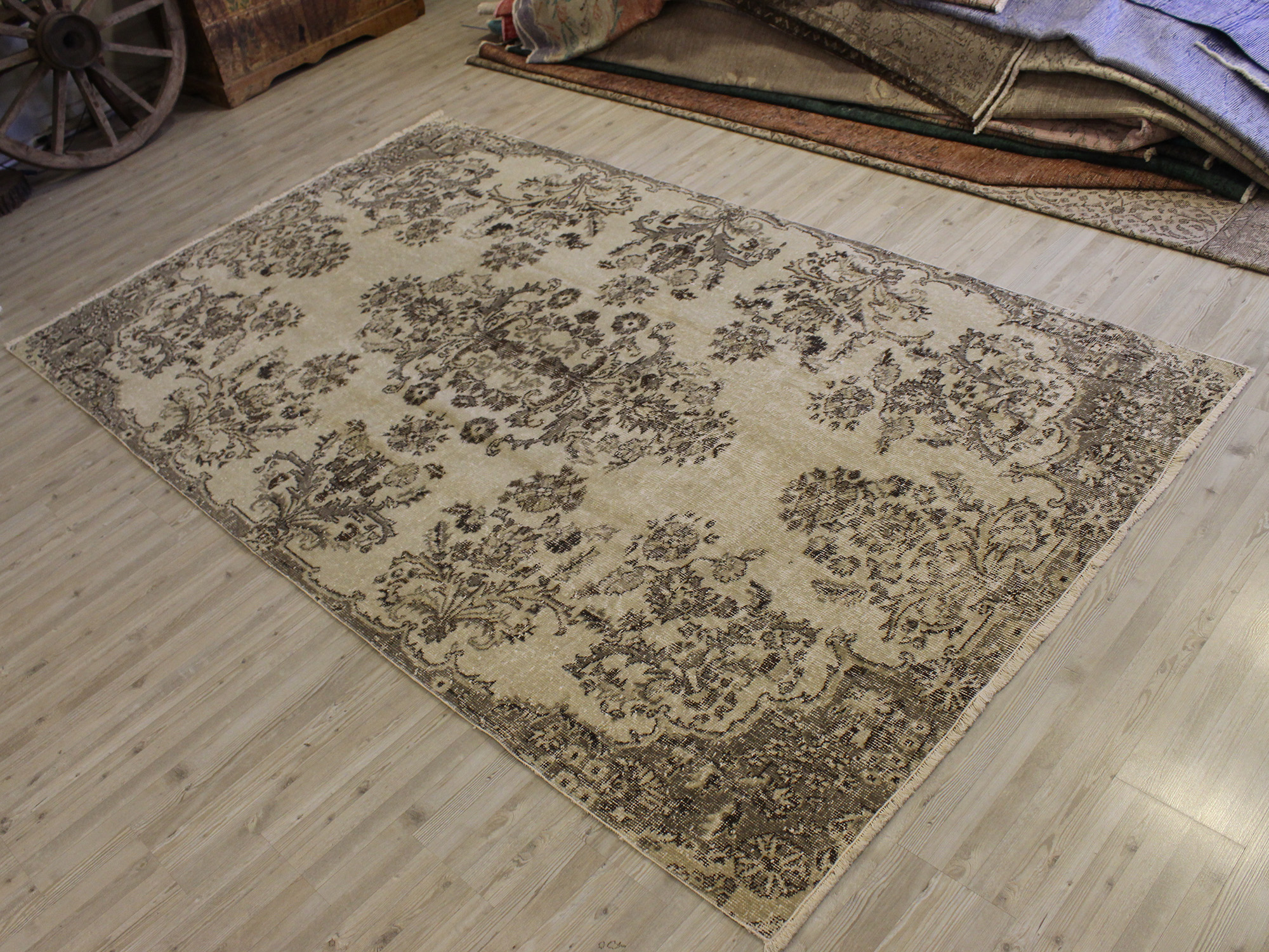 Yün Halı 165 x 266 cm 10693